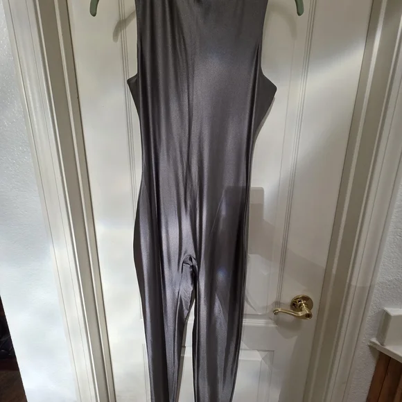 Skims Metallic Gray Sleeveless Catsuit - Picture 2 of 6